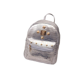 New Korean version of women bag trend PU bag crocodile pattern backpack fashion casual rivet student backpack