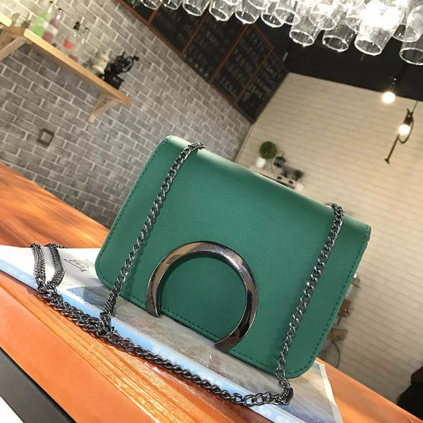 Women bag new version of the new trendy simple chain small square bag shoulder Messenger bag mini purse